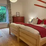 Springhouse Апартаменты
