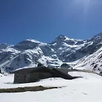 Springhouse Апартаменты